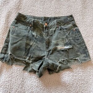 Camo Green Distressed Women's Shorts